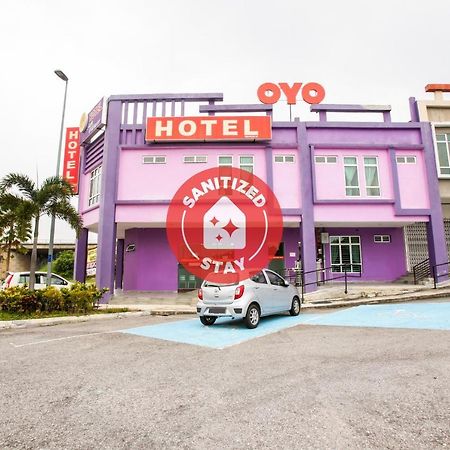 Oyo 89677 Sunflower Hotel Seremban Luaran gambar