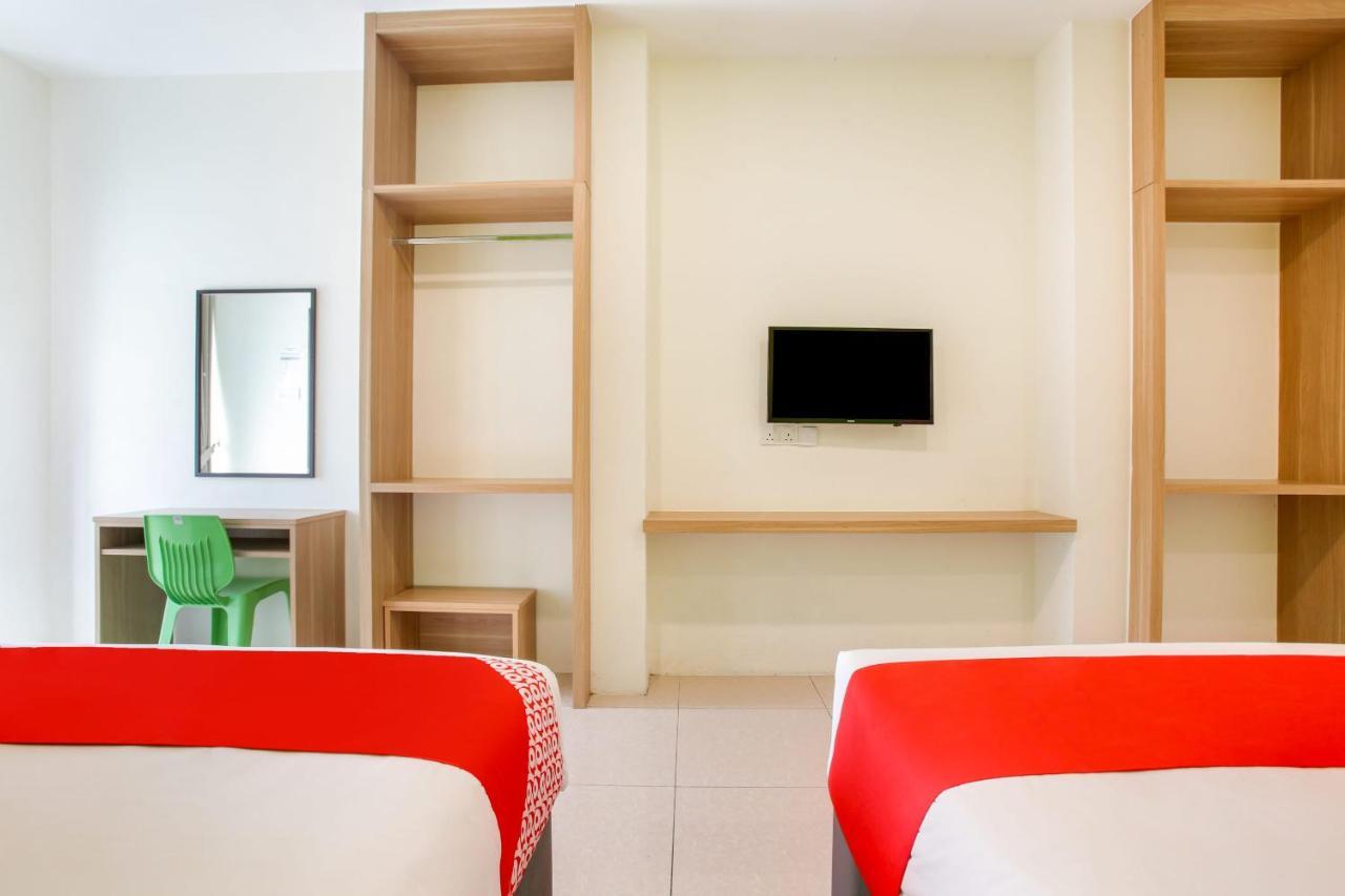 Oyo 89677 Sunflower Hotel Seremban Luaran gambar